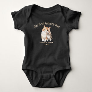 Unser erster Vatertag, Baby Cat individuelle Name Strampler