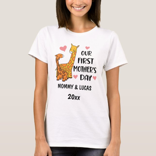 Unser erstes Muttertag Giraffe 2025 T-Shirt (Vorderseite)