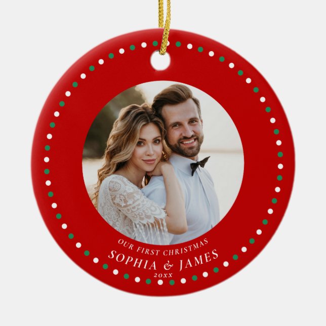 Unser erstes Verheiratetes Weihnachtsrot Keramik Ornament (Vorne)