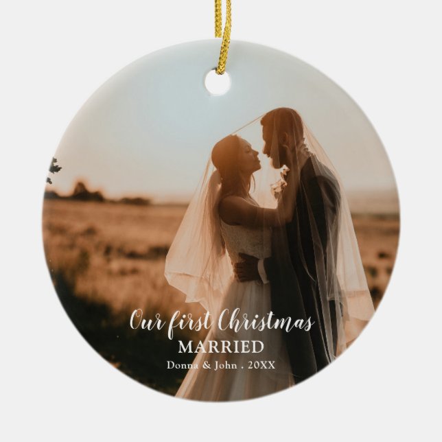 Unser erstes Verheiratetes Weihnachtsskript Elegan Keramik Ornament (Vorne)