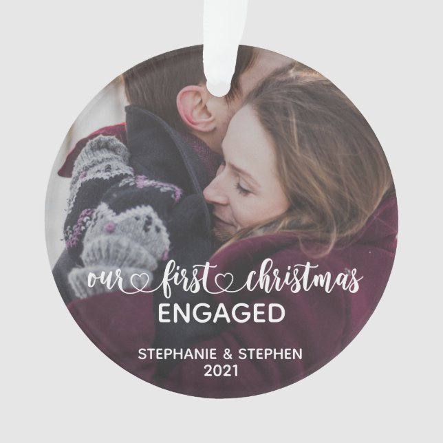 Unser erstes Verlobtes Foto zu Weihnachten Ornament (Vorderseite)