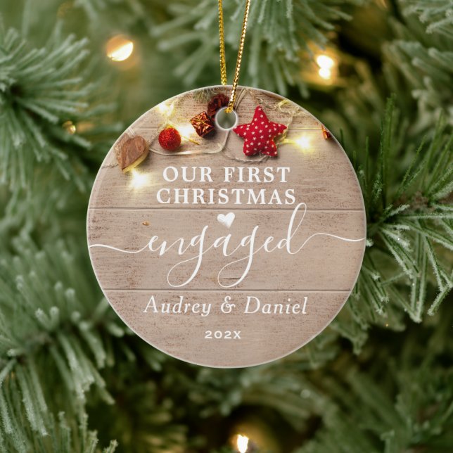 Unser erstes Verlobtes Weihnachtslied Keramik Ornament (Baum)