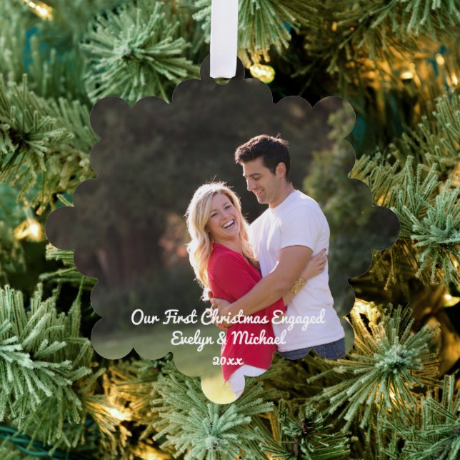 Unser erstes Weihnachts-Coupé-Foto Ornament Karte (Insitu (Baum))