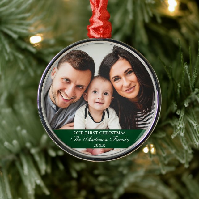 Unser erstes Weihnachts-Foto Grün Ornament Aus Metall (Baum)