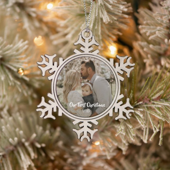 Unser erstes Weihnachts-Foto Schneeflocken Zinn-Ornament (Baum)