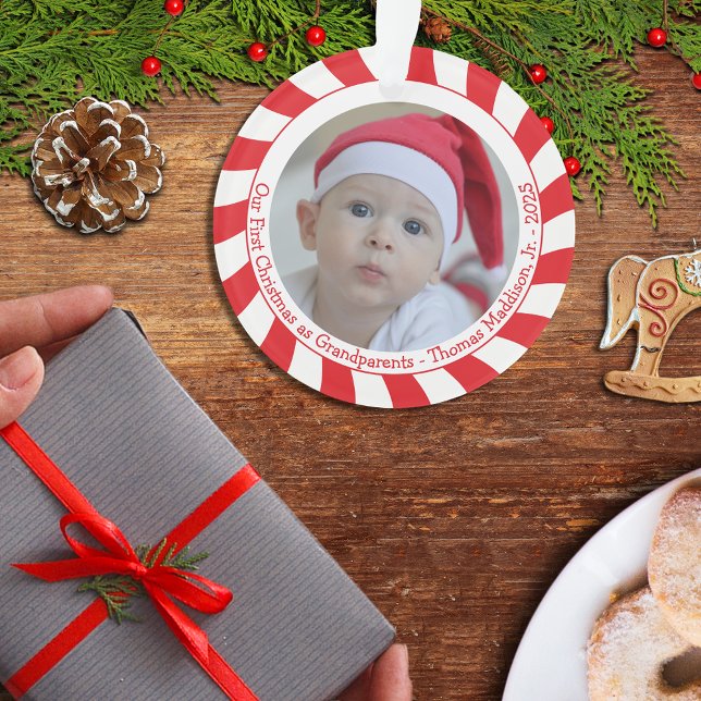 Unser erstes Weihnachts-Großeltern Candy Cane-Foto Ornament (Von Creator hochgeladen)