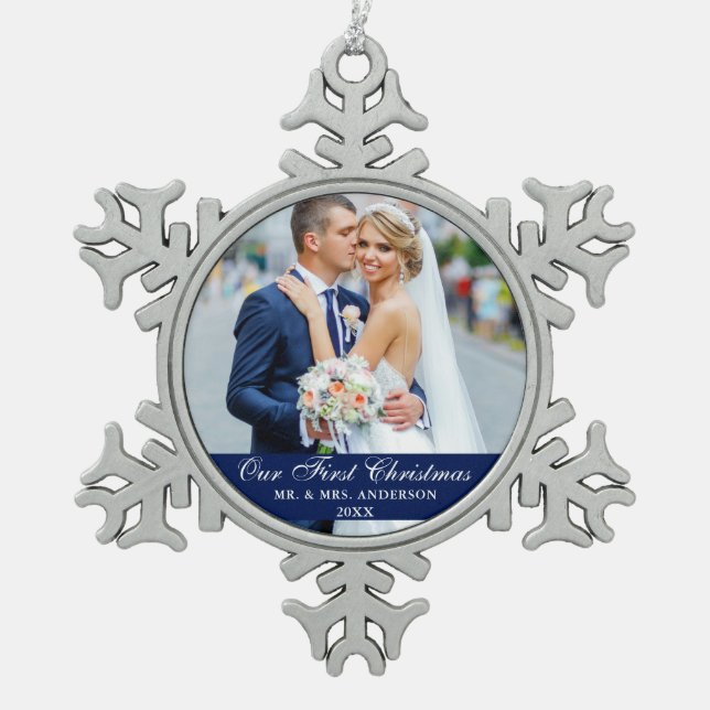 Unser erstes Weihnachtsfest-Foto Blue Schneeflocken Zinn-Ornament (Vorderseite)