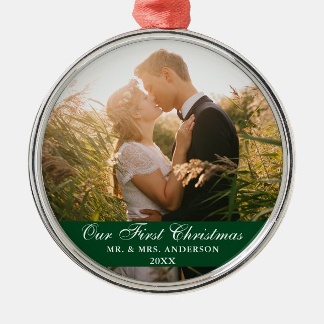 Unser erstes Weihnachtsfest-Foto Green Ornament Aus Metall (Vorne)