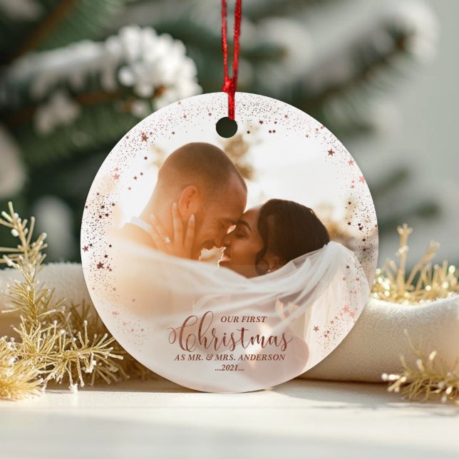 Unser erstes Weihnachtsfest - Mr. und Mrs. Rose Co Ornament (Von Creator hochgeladen)