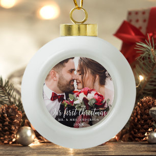 Unser erstes Weihnachtsszenario-Foto - Weißes Scr Keramik Kugel-Ornament