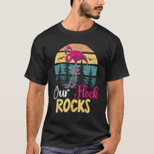 Unser Flock Rocks Design für Flamingo Matching Fam T-Shirt