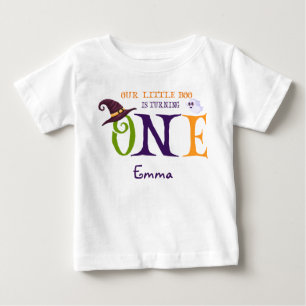 Unser kleiner Boo, der einen dreht, Halloween 1. G Baby T-shirt