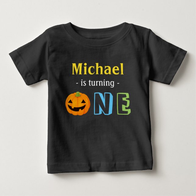 Unser kleiner Kürbis macht ein glückliches Hallowe Baby T-shirt (Vorderseite)