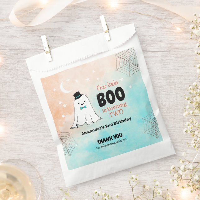 Unser kleiner Niedlicher Geist mit dem 2. Geburtst Geschenktütchen (Ausgeschnitten)