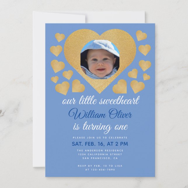 Unser kleiner Sweetheart Boy Blue Gold Heart Gebur Einladung (Vorderseite)