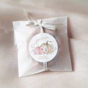 Unser kleines Kürbismädchen Geburtstag Runder Aufkleber