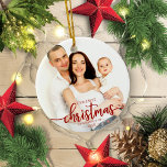Unsere ersten Weihnachten als eine Familie von 3 r Keramik Ornament<br><div class="desc">Unsere ersten Weihnachten als eine Familie von 3 Rot-Script-Keramik Ornament</div>