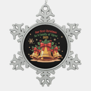 Unsere ersten Weihnachten als Familie von drei 202 Schneeflocken Zinn-Ornament