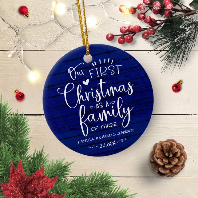 Unsere ersten Weihnachten als familiengeführtes ru Keramik Ornament (Von Creator hochgeladen)