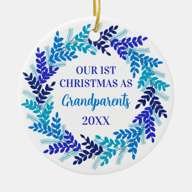 Unsere ersten Weihnachten als Großeltern Blue Wrea Keramik Ornament (Vorne)