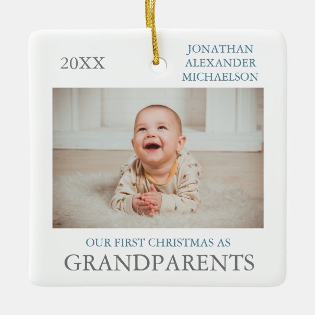Unsere ersten Weihnachten als Großeltern Keramikornament (Vorderseite)