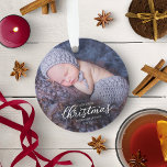 Unsere ersten Weihnachten als Großeltern weiße Sch Ornament<br><div class="desc">Unsere ersten Weihnachten als Großeltern White Script Keramik Ornament</div>