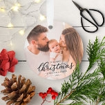 Unsere ersten Weihnachten als Mama und Vater Baby  Ornament<br><div class="desc">Unsere ersten Weihnachten als Mama und Vater Baby Foto Ornament</div>