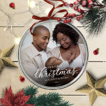 Unsere ersten Weihnachten als Mama und Vater Foto Ornament Aus Metall<br><div class="desc">Unsere ersten Weihnachten als Mama und Vater Foto-Verzierung</div>