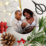 Unsere ersten Weihnachten als Mama und Vater Silbe Keramik Ornament<br><div class="desc">Unsere ersten Weihnachten als Mama und Vater Silberfolie Keramik Ornament</div>
