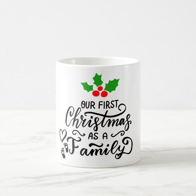 Unsere ersten Weihnachten als Weihnachten der Fami Kaffeetasse (Mittel)