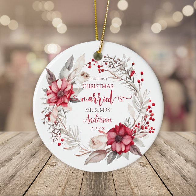 Unsere ersten Weihnachten Verheiratet Keramik Ornament (Our first Christmas married ornament. )