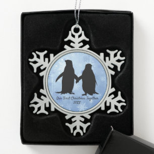 Unsere ersten Weihnachten zusammen Pinguine Schneeflocken Zinn-Ornament