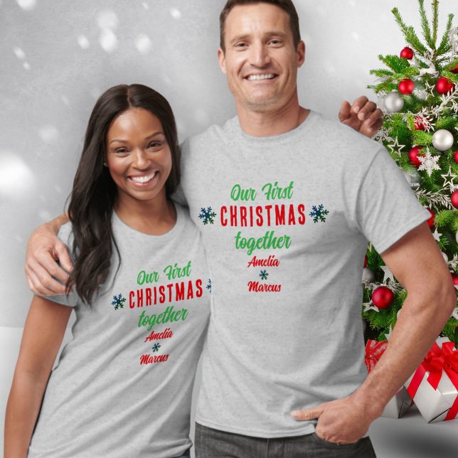 Unsere ersten Weihnachten zusammen Schneeflocken T-Shirt (Von Creator hochgeladen)