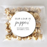 Unsere Liebe ist Poppins Hochzeitsbindungspartei Runder Aufkleber<br><div class="desc">Unsere Liebe ist Poppins hochzeitsfeierliche Engagement Party Classic Round Sticker</div>