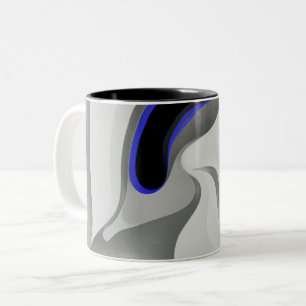 Unter dem Blau: Abstrakt grau, schwarz und blau Zweifarbige Tasse
