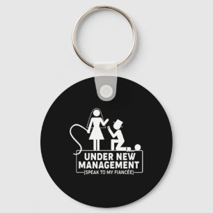 Unter dem neuen Management-Bachelor-Party-Favorite Schlüsselanhänger