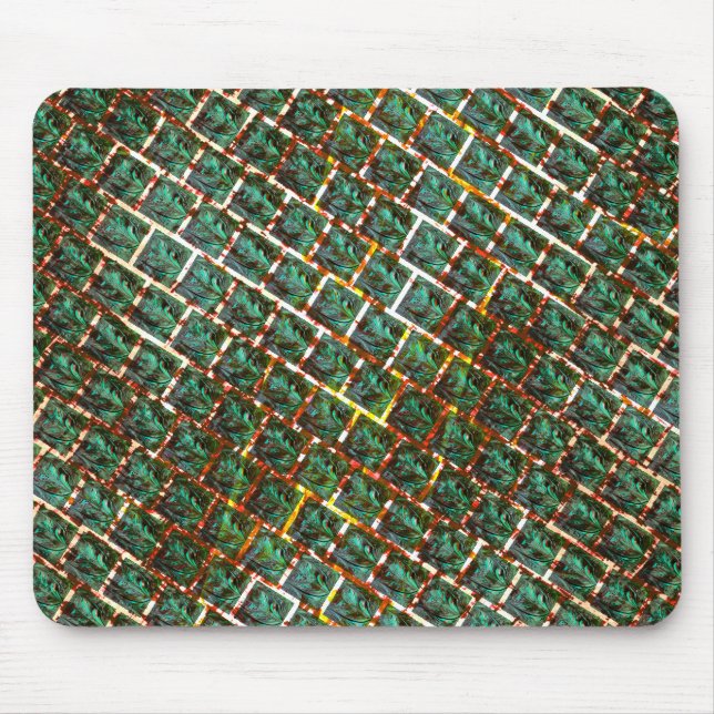 Unter dem schmutzigen und rostigen Grill Mousepad (Vorne)