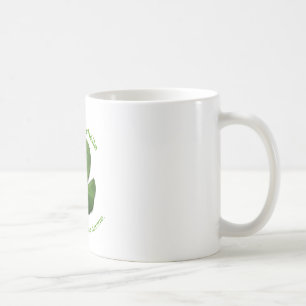 Unter dem Schutz der anderen überleben Menschen Kaffeetasse