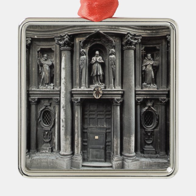 Untere Hälfte der Fassade, 1637-41 Ornament Aus Metall (Vorne)