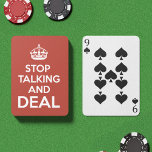 Unterhalten Sie sich und handeln Spielkarten<br><div class="desc">Hör auf zu reden und spiele Karten zu spielen - präsentiere dieses ultra coole Kartenspiel. Mit der Phrase "Talking und Deal stoppen" auf der Rückseite jeder Karte angezeigt. Egal, ob Sie einen Spielabend bei Zuhause mit Freunden oder bei einer Hauswärmung veranstalten, diese Spielkarten sind die ideale Touch, um Dinge zu...</div>