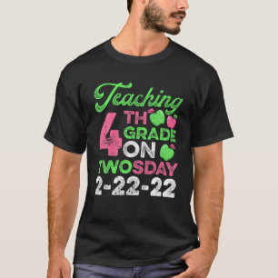 Unterricht 4. Klasse am 2./22/22. T-Shirt