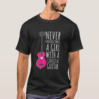 Unterschätze niemals ein Mädchen mit einer klassis T-Shirt