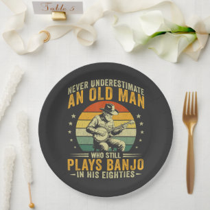 Unterschätze niemals einen alten Mann, der Banjo s Pappteller