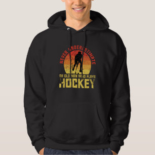 Unterschätze niemals einen alten Mann Hockey Retro Hoodie