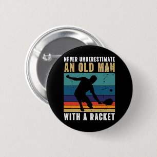 Unterschätze niemals einen alten Mann mit einem Pi Button