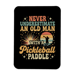 Unterschätze niemals einen alten Mann mit Pickleba Magnet
