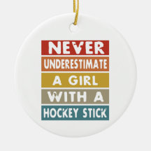 Unterschätzen Sie nie ein Mädchen mit einem Hockey