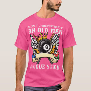 Unterschätzen Sie nie einen alten Mann mit einem F T-Shirt