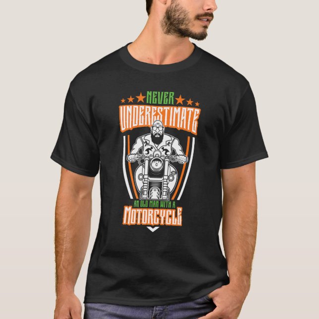 Unterschätzen Sie nie einen alten Mann mit einem M T-Shirt (Vorderseite)