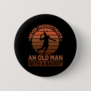 Unterschätzen Sie nie einen alten Mann mit einem R Button
